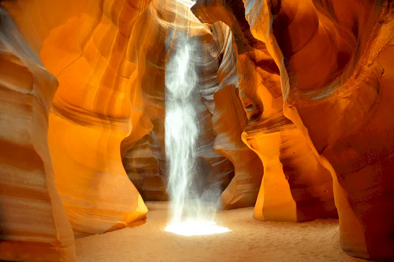 Hẻm núi Antelope Canyon như trong bộ phim giả tưởng