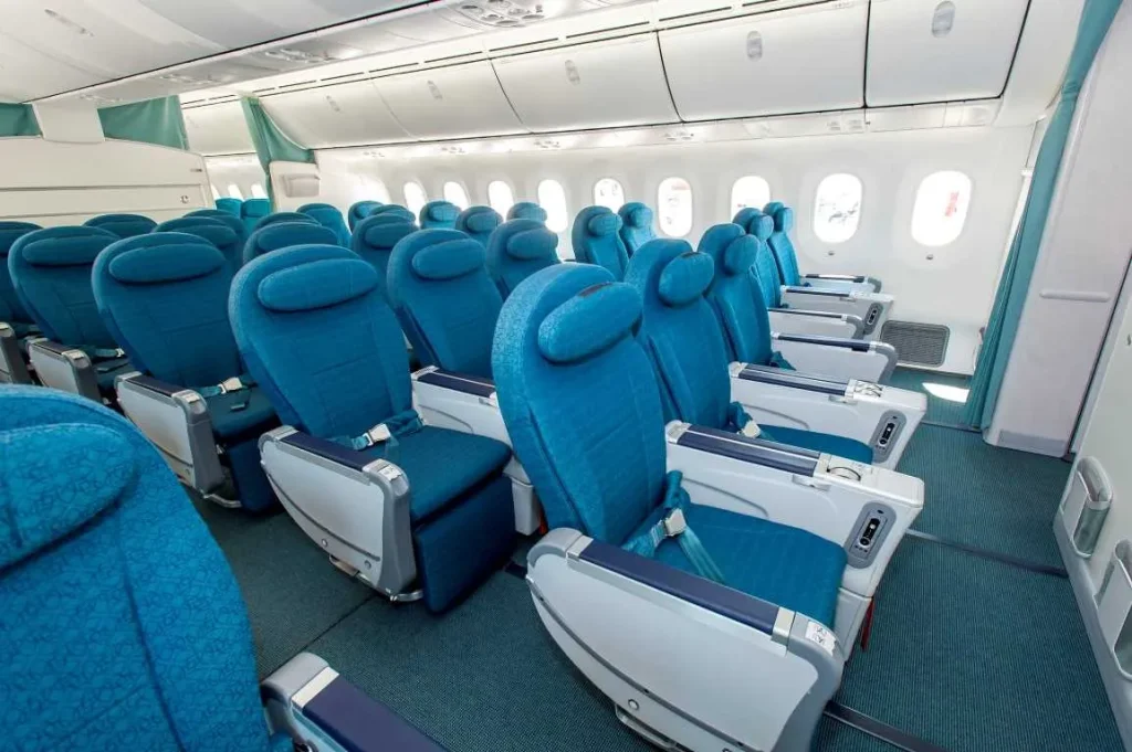 Khoang hạng phổ thông Korean Air