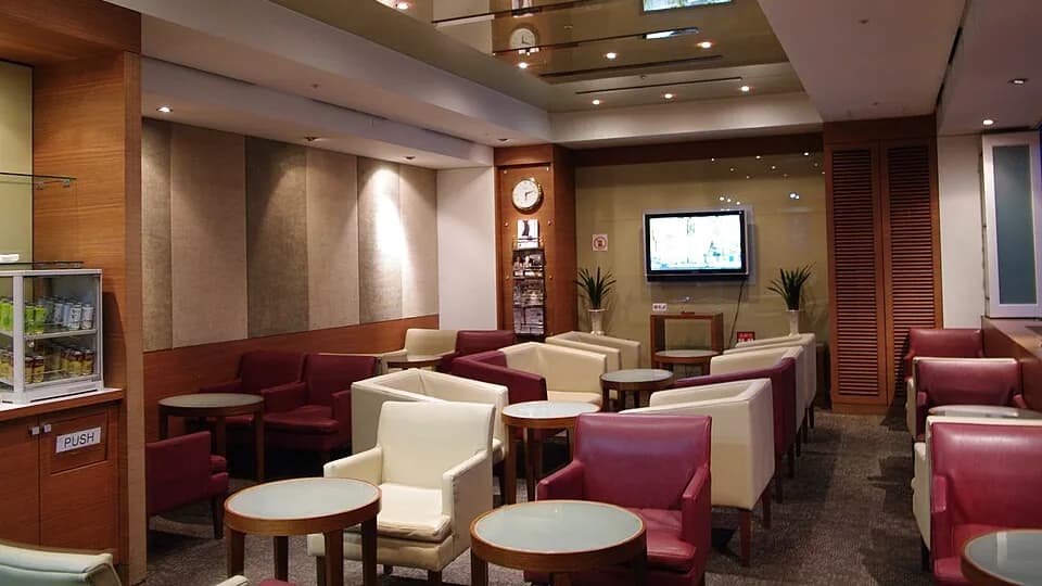 Phòng chờ Korean Air: kiểm tra quyền vào theo sân bay và hạng vé